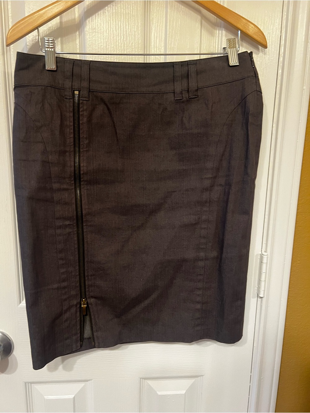 Laundry by Shelli Segal Brown Asymmetrical Zip-Front Pencil Skirt | Size 6 ✨